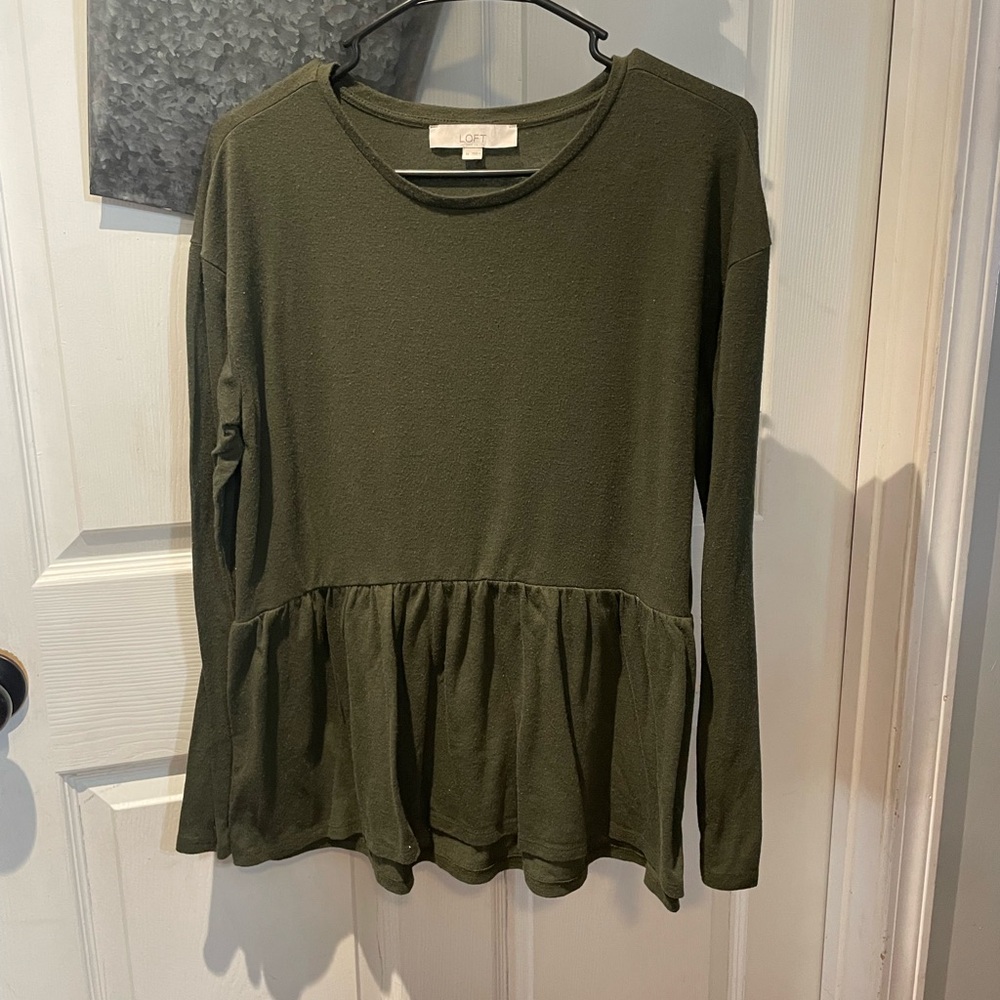 LOFT Hunter Green Baby Doll Top Medium